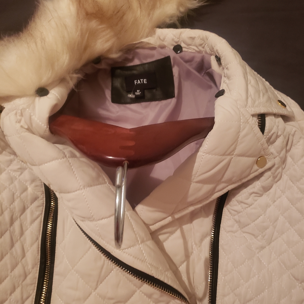 Jacket with removable faux fur, hate to give it up